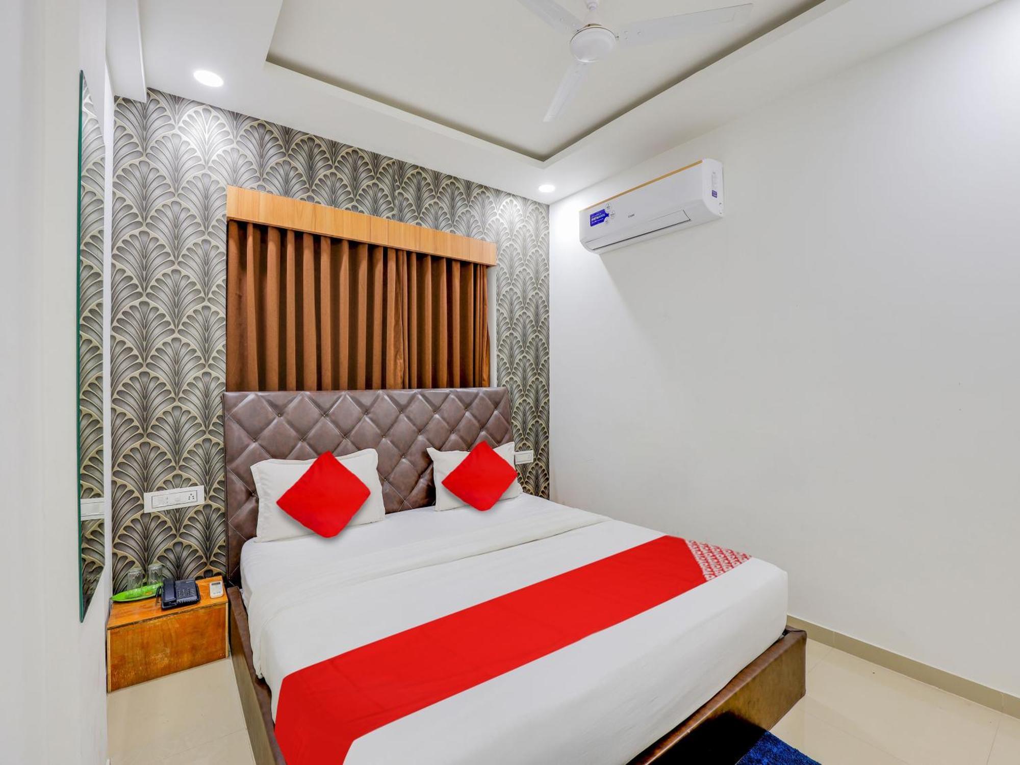Hotel O Md Grand Ac Rooms Vadodara Kültér fotó